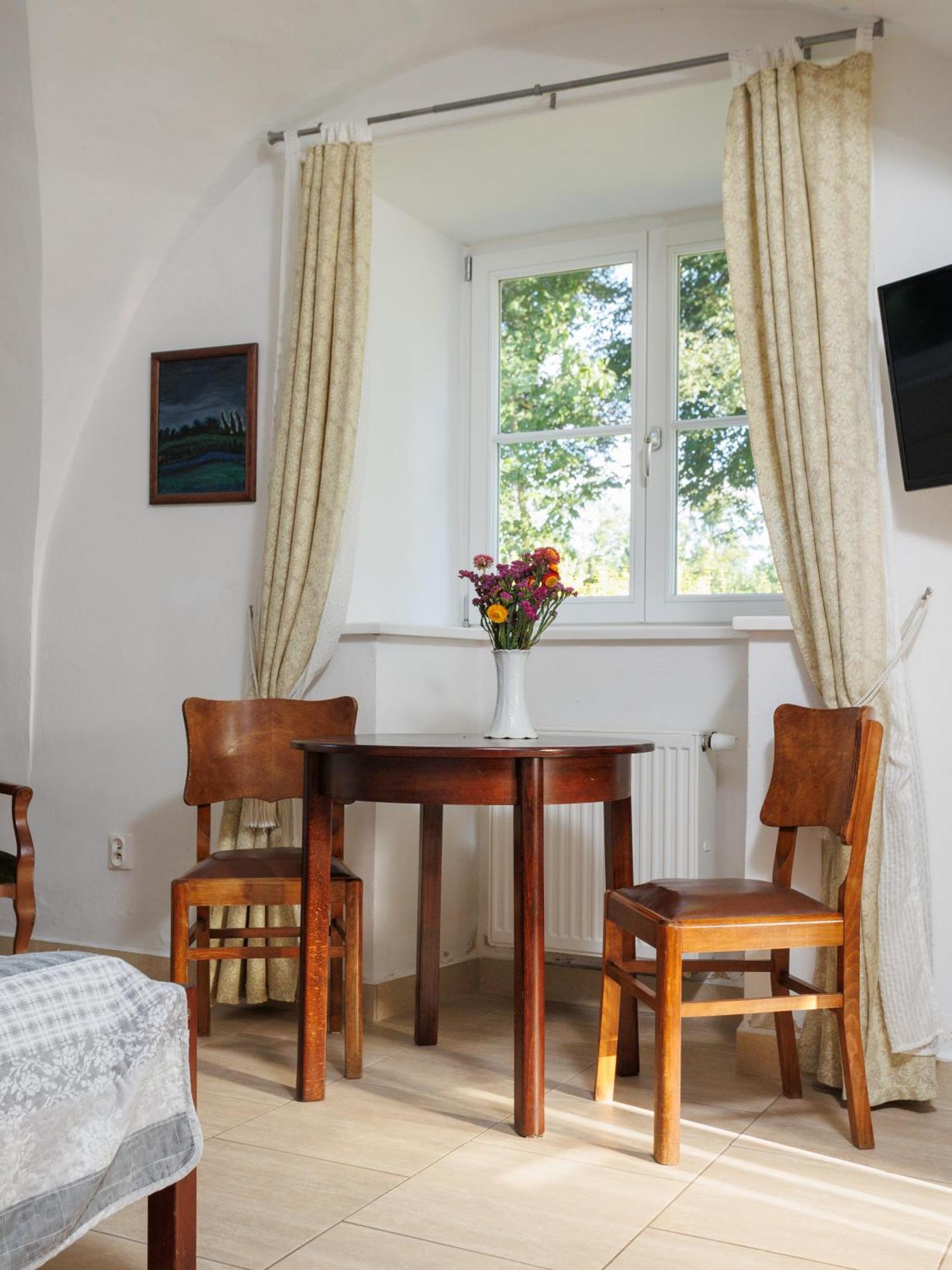 Apartamento Dwór Udrycze Exterior foto