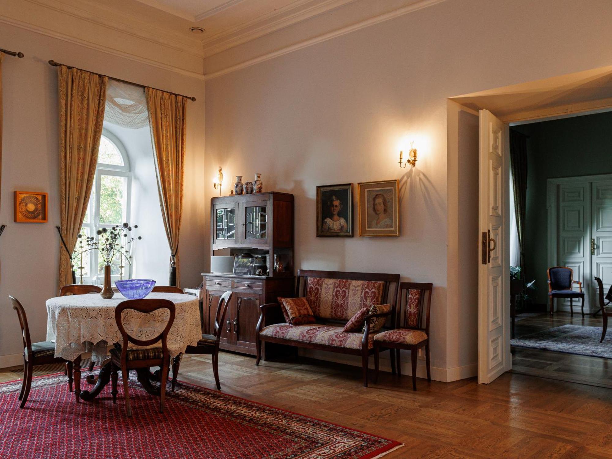 Apartamento Dwór Udrycze Exterior foto