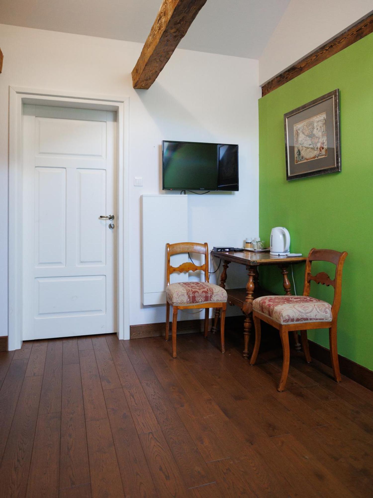 Apartamento Dwór Udrycze Exterior foto